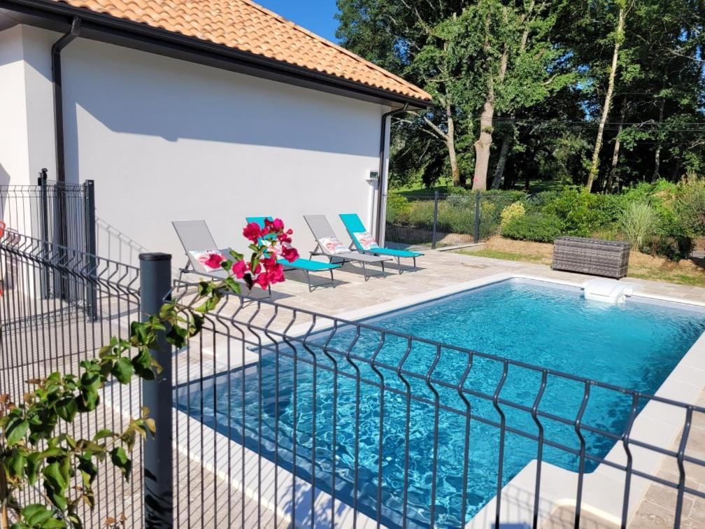 Maison Neuve Bord De Dordogne Lanzac Экстерьер фото